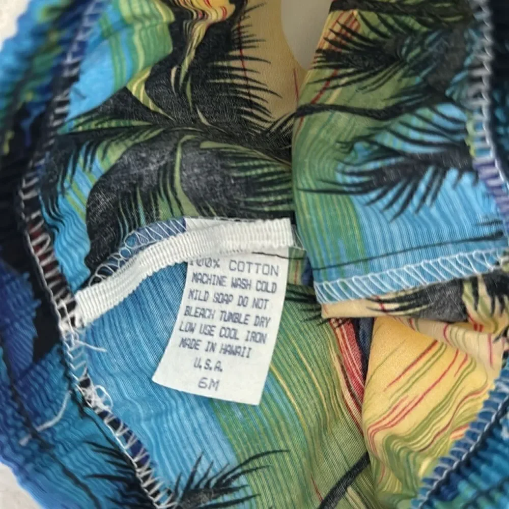HAWAIIAN SHIRT & PANTS SET.